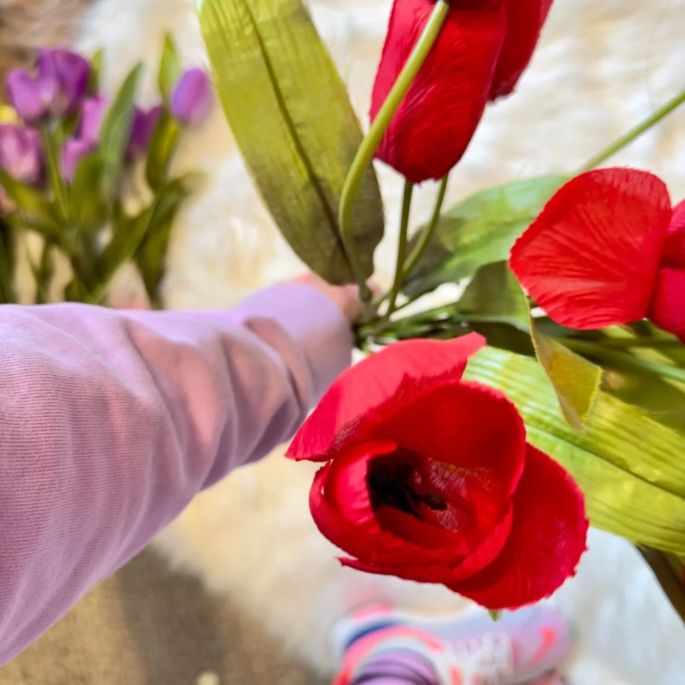 13 Red Silk Tulips Flowers Spring Summer Table Floral Arrangement Faux Florals